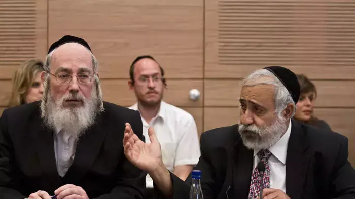 נסים זאב וישראל אייכלר בדיון מיוחד בעקבות הדיווחים על סחר של חברות ישראליות עם איראן, מאי 2011