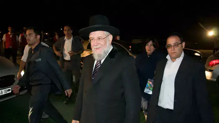 הרב ישראל לאו בחתונתו של אלעד תשובה בנו של איש העסקים יצחק תשובה, מאי 2011 הרב ישראל לאו בחתונתו של אלעד תשובה בנו של איש העסקים יצחק תשובה, מאי 2011