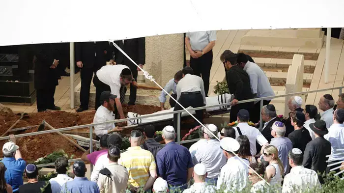 הלוויתו של איש העסקים סמי עופר, מאי 2011 הלוויתו של איש העסקים סמי עופר, מאי 2011