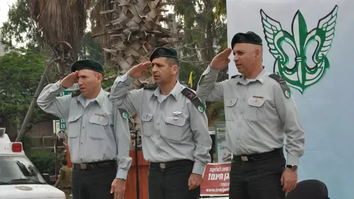 טקס שנערך הבוקר בבסיס הקריה בראשות ראש אגף המודיעים, מאי 2011