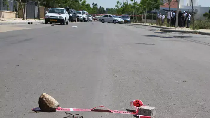 נערה בת 16 מפרדס חנה נפצעה קשה בתאונת פגע וברח, יוני 2011