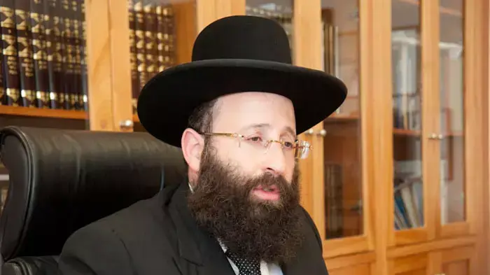 רב הכותל והמקומות הקדושים שמואל רבינוביץ', יוני 2011 רב הכותל והמקומות הקדושים שמואל רבינוביץ', יוני 2011