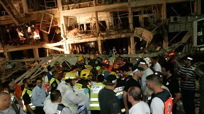 פיצוץ בנתניה כנראה כתוצאה מפיצוץ בלון גז גרם למותם של ארבעה בני אדם ונזק כבד לבניין, יוני 2011