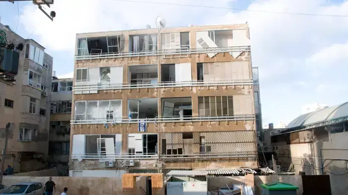 יום אחרי התפוצצות הגז בכיכר העצמאות בנתניה, יוני 2011
