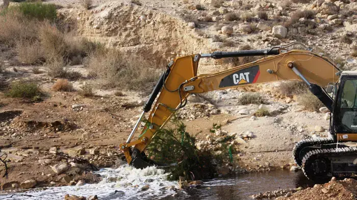 תמונות מדליפת הנפט , דלק סילוני בנגב, יוני 2011 תמונות מדליפת הנפט , דלק סילוני בנגב, יוני 2011