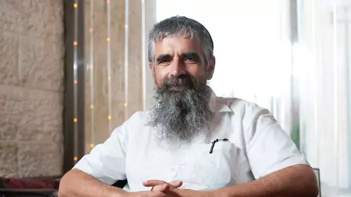 הרב יובל שרלו, ראש ישיבת ההסדר בפתח תקווה ופעיל ציבורי בולט בזרם הדתי לאומי, יוני 2011 הרב יובל שרלו, ראש ישיבת ההסדר בפתח תקווה ופעיל ציבורי בולט בזרם הדתי לאומי, יוני 2011