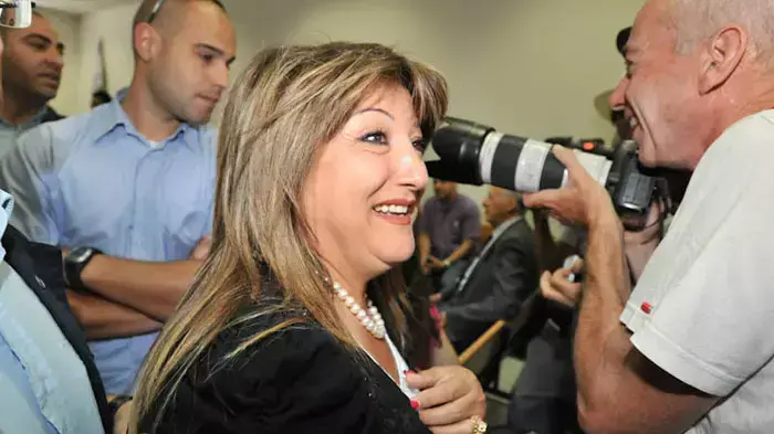 מזכירתו של ראש הממשלה לשעבר אהוד אולמרט , שולה זקן במשפט, יולי 2011 מזכירתו של ראש הממשלה לשעבר אהוד אולמרט , שולה זקן במשפט, יולי 2011