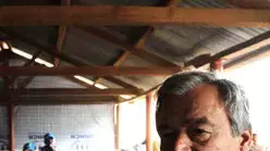 נציב האו"ם לפליטים, אנטוניו גוטרס, מבקר במחנה הפליטים הגדול בעולם, "דגהאלי", סומליה, סמוך לגבול קניה, 10 ביולי 2011 נציב האו"ם לפליטים, אנטוניו גוטרס, מבקר במחנה הפליטים הגדול בעולם, "דגהאלי", סומליה, סמוך לגבול קניה, 10 ביולי 2011