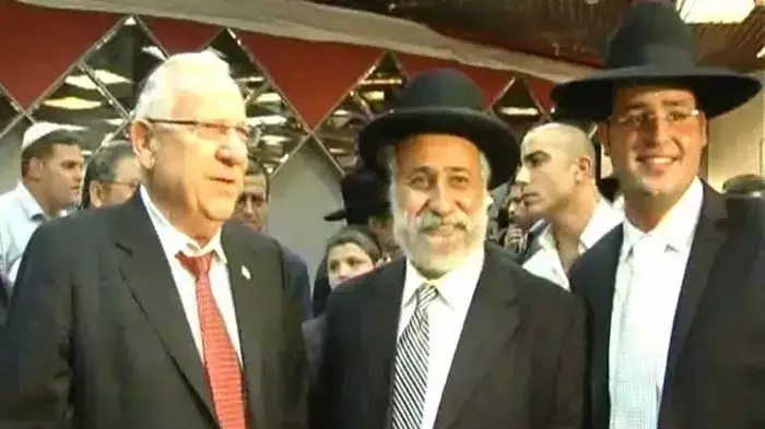 בזמן הדיון על חוק החרם: ניסים זאב חיתן את בנו
