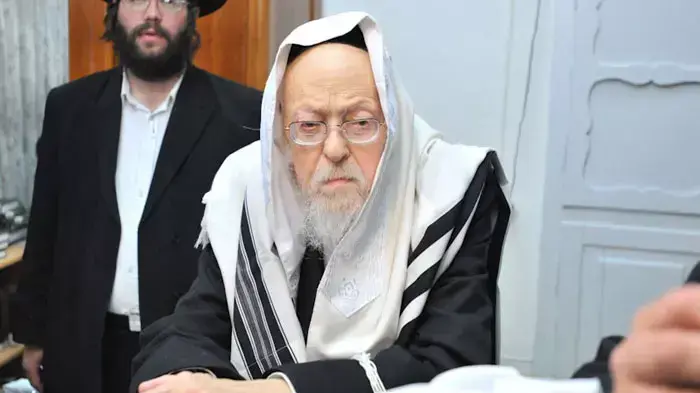 ראשי הסמינרים בפגישה עם הרב יוסף שלום אלישיב, יולי 2011