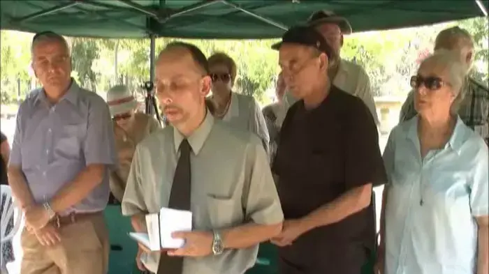 17 שנה אחרי מותו: "השמאלן של חירות" נקבר