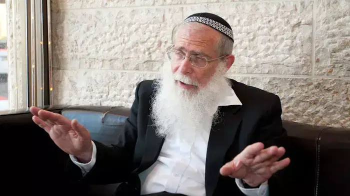 אליקים לבנון , רב היישוב אלון מורה, ראש ישיבת ברכת יוסף ביישוב, חבר הנהלת מועצת יש"ע המתחדשת, חבר ועד רבני יש"ע ורב אזורי של השומרון, יולי 2011 אליקים לבנון , רב היישוב אלון מורה, ראש ישיבת ברכת יוסף ביישוב, חבר הנהלת מועצת יש"ע המתחדשת, חבר ועד רבני יש"ע ורב אזורי של השומרון, יולי 2011