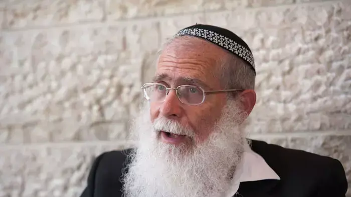 אליקים לבנון , רב היישוב אלון מורה, ראש ישיבת ברכת יוסף ביישוב, חבר הנהלת מועצת יש"ע המתחדשת, חבר ועד רבני יש"ע ורב אזורי של השומרון, יולי 2011 אליקים לבנון , רב היישוב אלון מורה, ראש ישיבת ברכת יוסף ביישוב, חבר הנהלת מועצת יש"ע המתחדשת, חבר ועד רבני יש"ע ורב אזורי של השומרון, יולי 2011