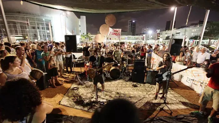 הפגנת הדיור בכיכר הבימה תל אביב, יולי 2011