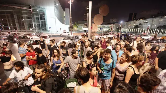 הפגנת הדיור בכיכר הבימה תל אביב, יולי 2011