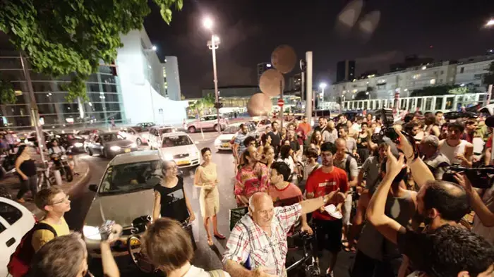 הפגנת הדיור בכיכר הבימה תל אביב, יולי 2011