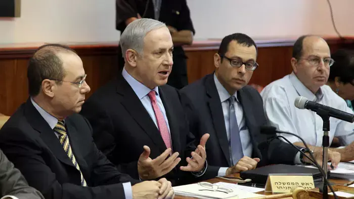 ראש הממשלה בנימין נתניהו בישיבת הממשלה, יולי 2011 ראש הממשלה בנימין נתניהו בישיבת הממשלה, יולי 2011