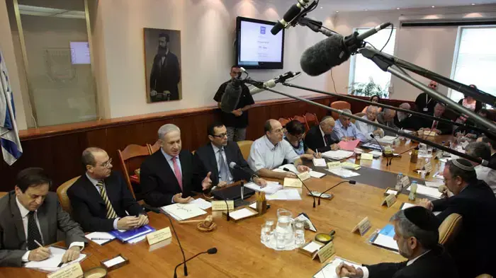ראש הממשלה בנימין נתניהו בישיבת הממשלה, יולי 2011 ראש הממשלה בנימין נתניהו בישיבת הממשלה, יולי 2011
