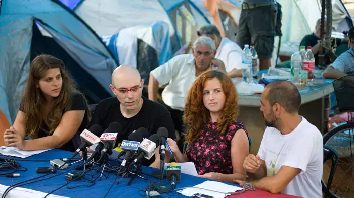 מסיבת עיתונאים במאהל המחאה בשדרות רוטשילד, 31.7.2011 מסיבת עיתונאים במאהל המחאה בשדרות רוטשילד, 31.7.2011
