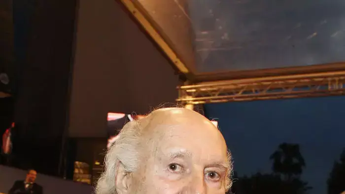 השחקן מישל פיקולי השחקן מישל פיקולי