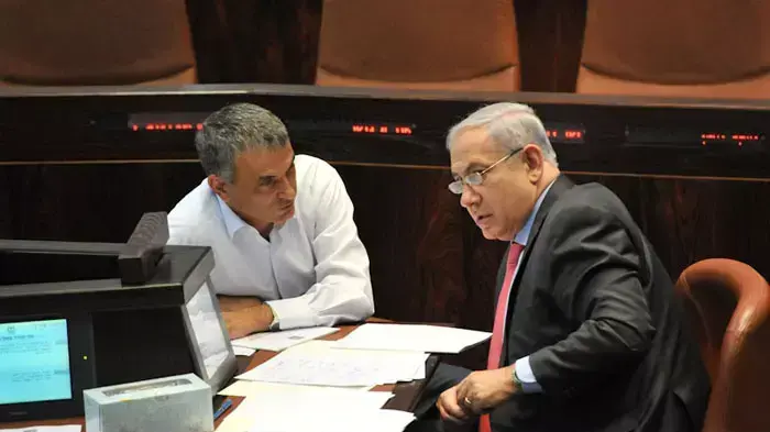 ראש הממשלה בנימין נתניהו במליאת הכנסת, אוגוסט 2011 ראש הממשלה בנימין נתניהו במליאת הכנסת, אוגוסט 2011