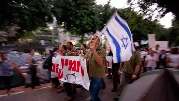 הפגנת המילואימניקים בכיכר הבימה, אוגוסט 2011 הפגנת המילואימניקים בכיכר הבימה, אוגוסט 2011