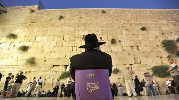 תפילות בכותל לרגל תשעה באב תפילות בכותל לרגל תשעה באב