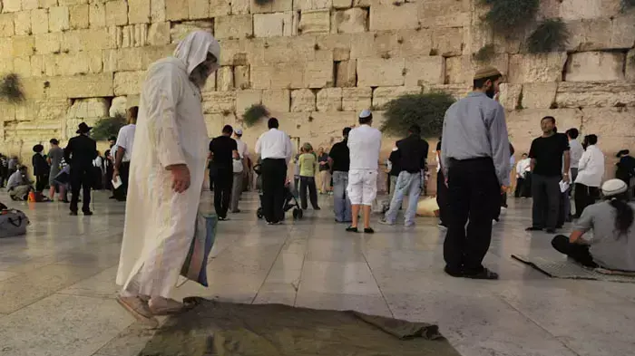 תפילות בכותל לרגל תשעה באב