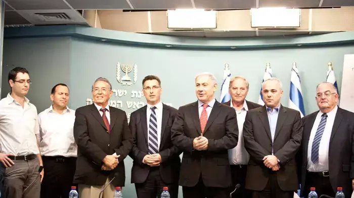 חתימה על רפורמת עוז לתמורה בבית ראש הממשלה, ירושלים חתימה על רפורמת עוז לתמורה בבית ראש הממשלה, ירושלים