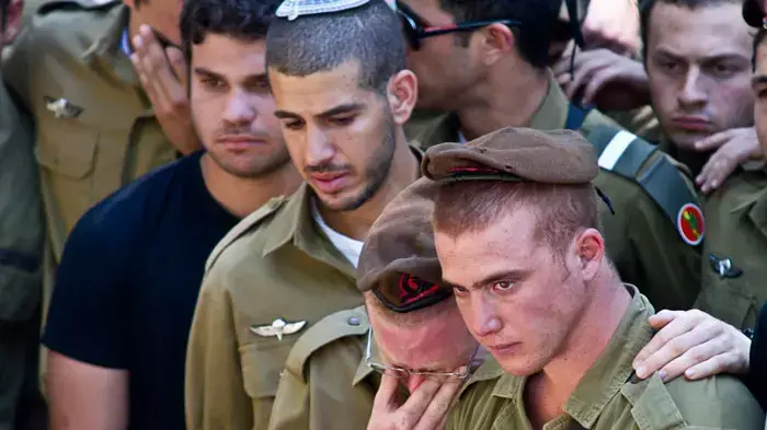 הלוויתו של משה נפתלי, חייל הנהרג בפיגוע בדרום, אוגוסט 2011 הלוויתו של משה נפתלי, חייל הנהרג בפיגוע בדרום, אוגוסט 2011
