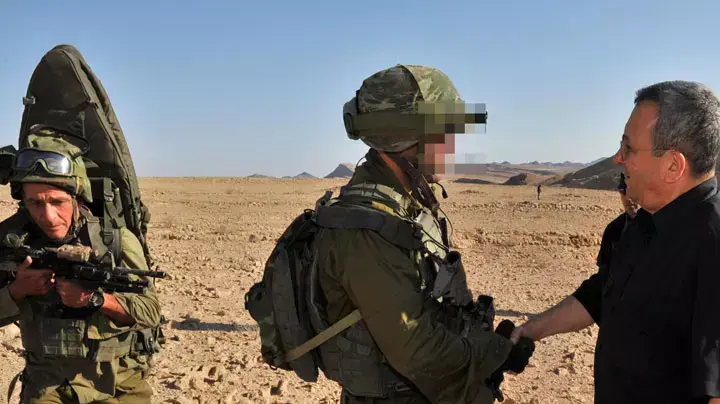 לוחם ימ"מ פסקל אברהמי לפני שנהרג עם שר הביטחון אהוד ברק 