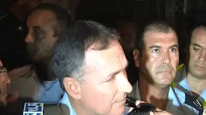 המפכ"ל יוחנן דנינו והשר לבטחון פנים יצחק אהרונוביץ' בבאר שבע המפכ"ל יוחנן דנינו והשר לבטחון פנים יצחק אהרונוביץ' בבאר שבע