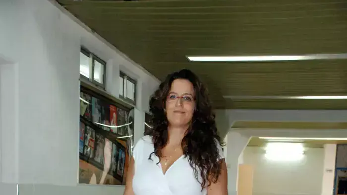 יעל בוני, מורה ללשון וערבית, בחטיבת ביניים "אלון אורט" בעפולה, אוגוסט 2011