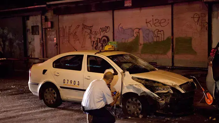 פיגוע דקירה ודריסה מחוץ למועדון "האומן 17" בתל אביב פיגוע דקירה ודריסה מחוץ למועדון "האומן 17" בתל אביב