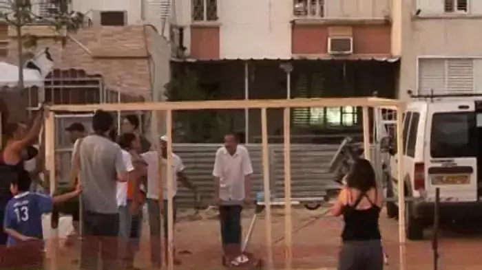 פעילים חברתיים הקימו מבני קבע במאהל ג'סי כהן