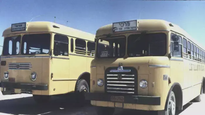 אוטובוסים ראשונים של מועצה אזורית שער הנגב