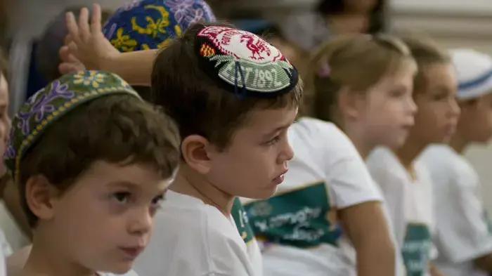פתיחת שנת הלימודים בבתי ספר "נופים" ו"אלומות" בתל אביב פתיחת שנת הלימודים בבתי ספר "נופים" ו"אלומות" בתל אביב