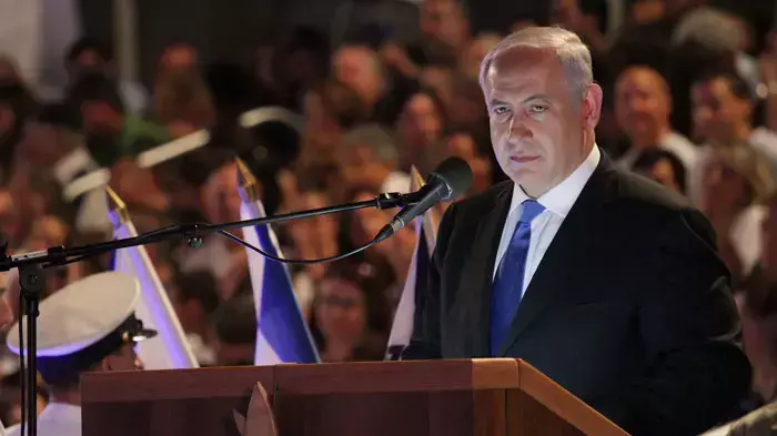 ראש הממשלה בנימין נתניהו בטקס סיום קורס חובלים בחיפה, ספטמבר 2011 ראש הממשלה בנימין נתניהו בטקס סיום קורס חובלים בחיפה, ספטמבר 2011