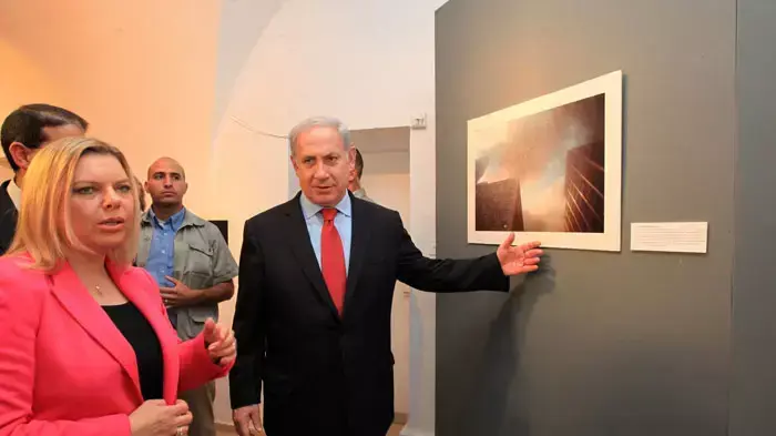 ראש הממשלה בנימין נתניהו בתערוכה לציון עשור לאחד עשר בספטמבר, ספטמבר 2011 ראש הממשלה בנימין נתניהו בתערוכה לציון עשור לאחד עשר בספטמבר, ספטמבר 2011
