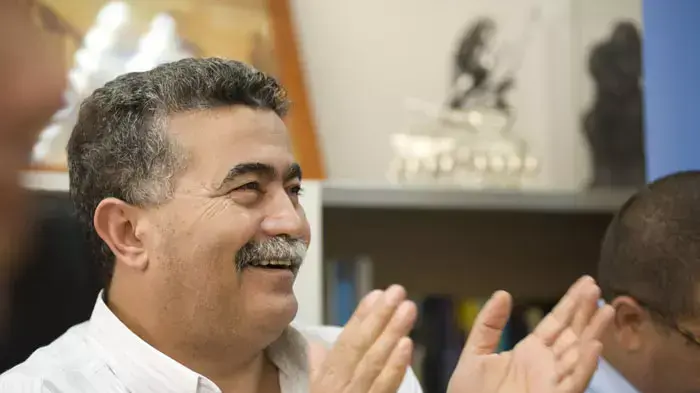 עמיר פרץ במסיבת עיתונאים של מפלגת העבודה, ספטמבר 2011 עמיר פרץ במסיבת עיתונאים של מפלגת העבודה, ספטמבר 2011