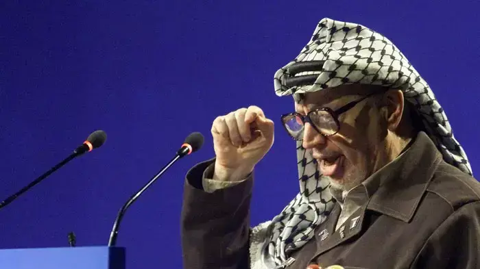 יאסר ערפאת נואם, ועידת דרבן הראשונה נגד גזענות, דרום אפריקה, אוגוסט 2001 יאסר ערפאת נואם, ועידת דרבן הראשונה נגד גזענות, דרום אפריקה, אוגוסט 2001