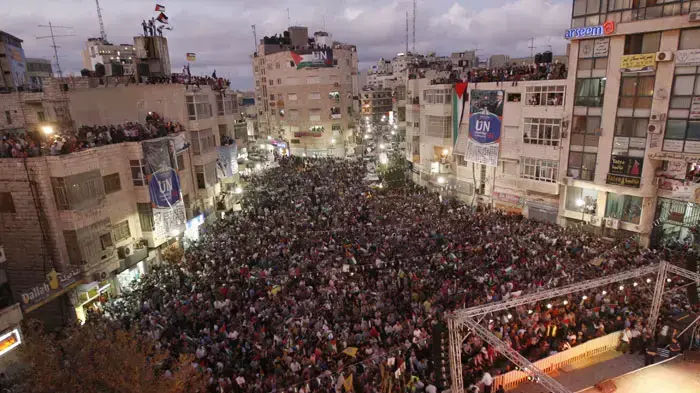 רמאללה בזמן נאומו של אבו מאזן באו"ם, ספטמבר 2011 רמאללה בזמן נאומו של אבו מאזן באו"ם, ספטמבר 2011