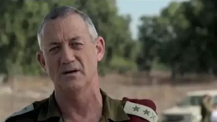 הרמטכ"ל, רב אלוף בני גנץ, מברך את חיילי צה"ל ואת עם ישראל בארץ ובתפוצות ברשת החברתית, ה- YOUTUBE של צה"ל.