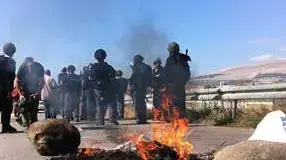 הפגנה של תושבי טובא זנגריה בכניסה לכפר במחאה על הצתת מסגד הפגנה של תושבי טובא זנגריה בכניסה לכפר במחאה על הצתת מסגד