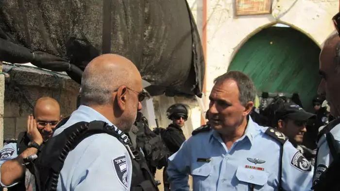 המפכ"ל יוחנן דנינו ומפקד מחוז ירושלים בהר הבית המפכ"ל יוחנן דנינו ומפקד מחוז ירושלים בהר הבית