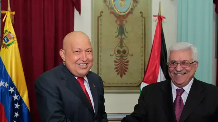 אבו מאזן נועד עם צ'אווס: "סיפוק רב מעסקת שליט"