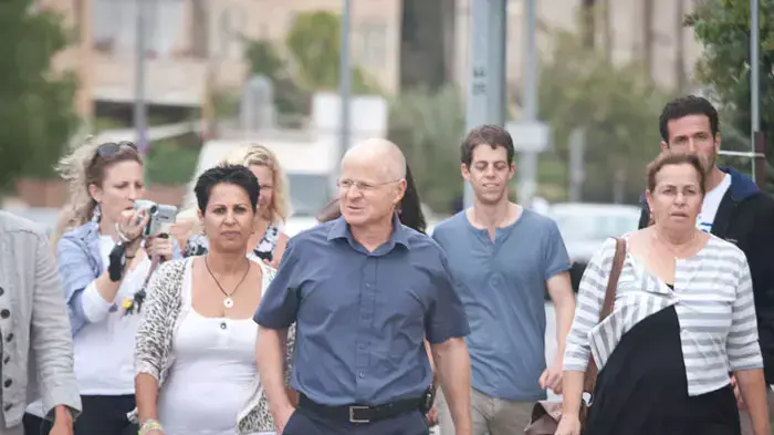 משפחת שליט מגיעה לפגישה בבית נשיא עם נשיא המדינה שמעון פרס, אוקטובר 2011 משפחת שליט מגיעה לפגישה בבית נשיא עם נשיא המדינה שמעון פרס, אוקטובר 2011