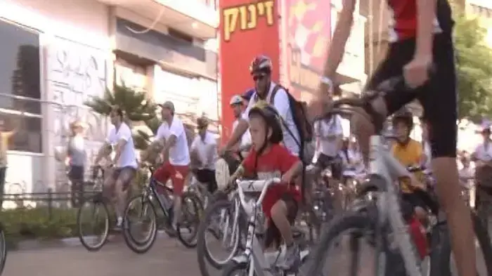 עשרות אלפי רוכבי אופניים דיוושו מסביב לתל אביב