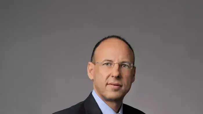 גיל שרון מנכ"ל פלאפון גיל שרון מנכ"ל פלאפון
