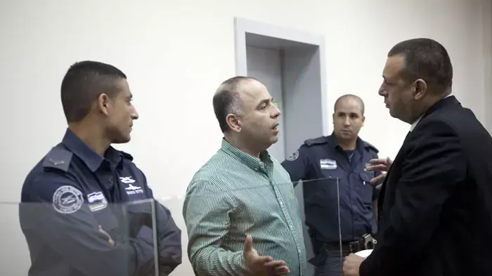 הארכת מעצר לגזבר מפלגת קדימה איציק חדד על החשד של גנבת כספי המפלגה, אוקטובר 2011